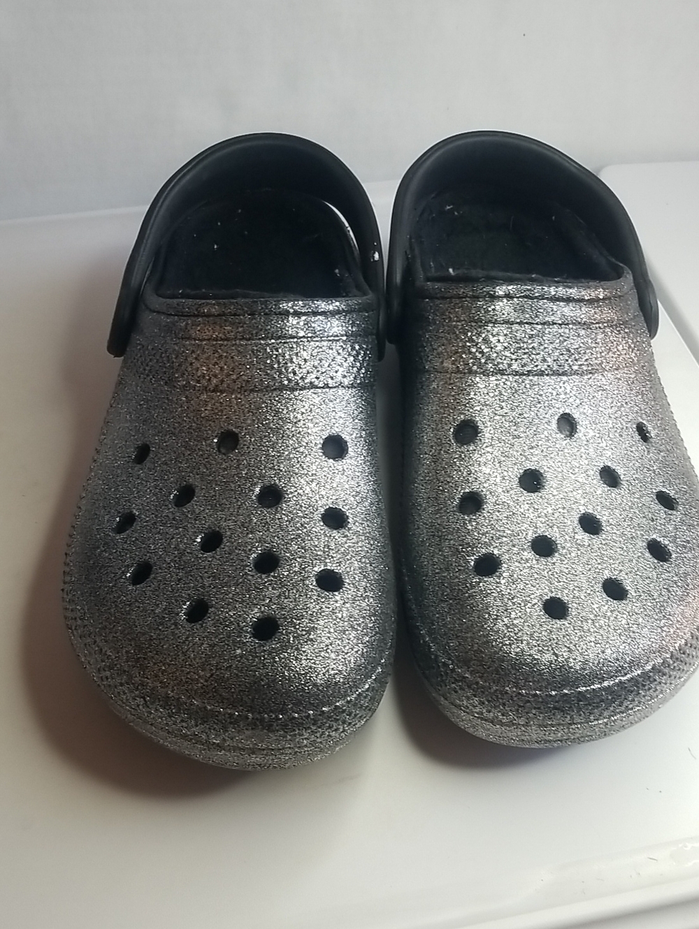 Unisex  Crocs Classic Glitter Slip-On Clog - Silver